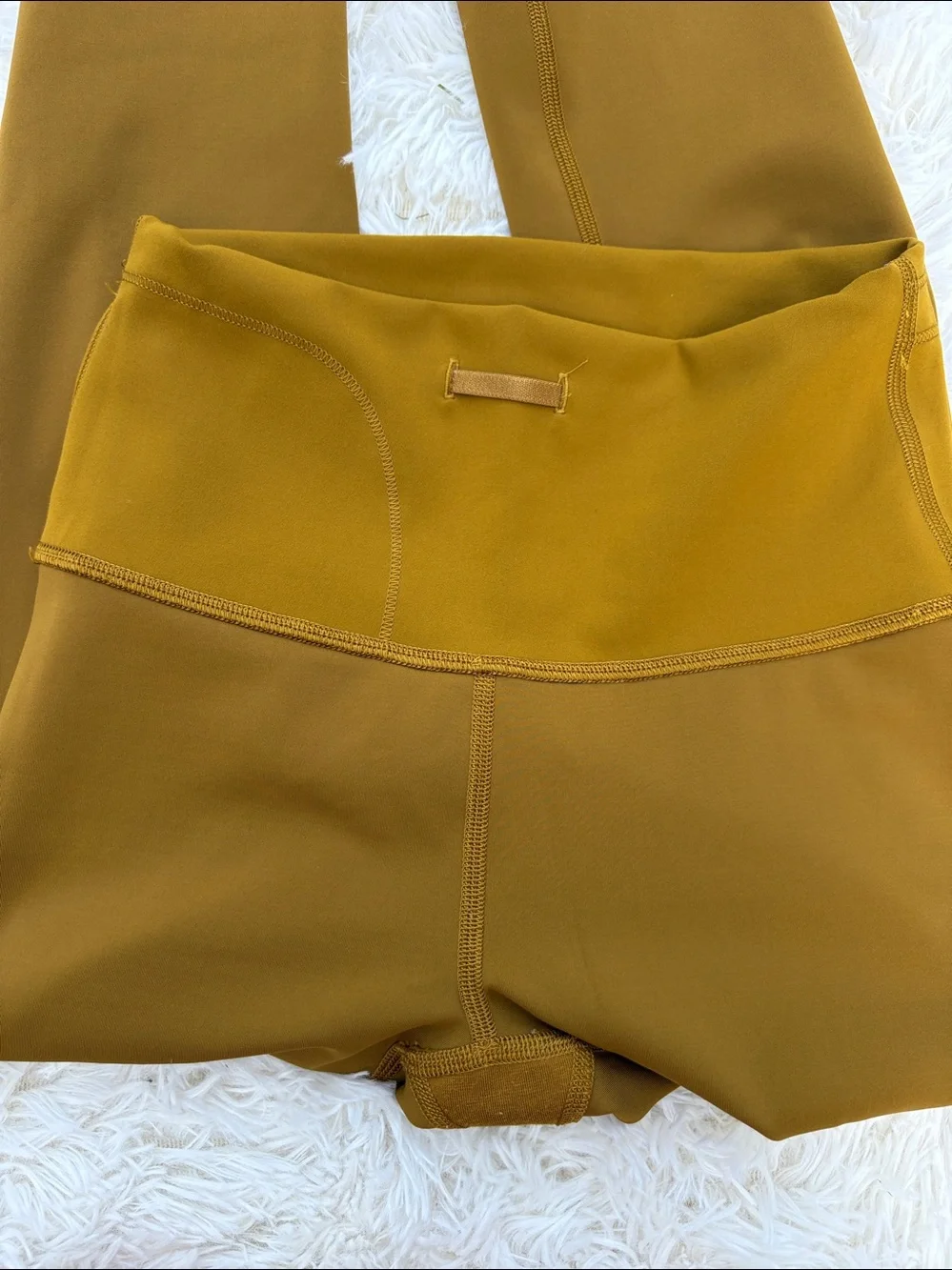 Lululemon leggings size 4